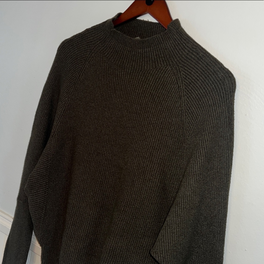 Vila Milano Olive green knit Ribbed dolman sleeve  Sweater
